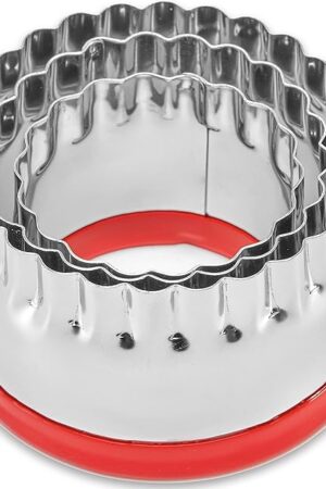 3Pcs Fluted Round Cookie Cutters - 2" & 2.6" & 3", Heavy Duty Food-Grade Stainless Steel, Mini Biscuit Cutter, Unique Design with Protective Red Top PVC