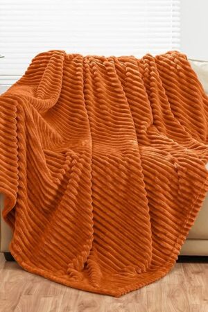 Bnuitland Burnt Orange Flannel Throw Blanket, 300GSM Super Soft Fleece Stripe Pattern Sofa Blanket for Babys and Kids, Lightweight Cozy Bed Throw for Home Decor All Season