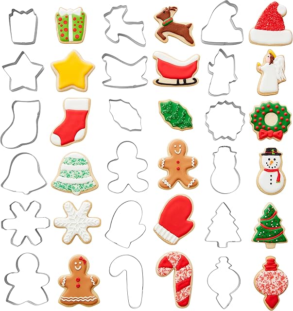 Wilton Christmas Cookie Cutter Set, Holiday Baking & Decorating for Gingerbread & Sugar Cookies, 18 Piece, Metal