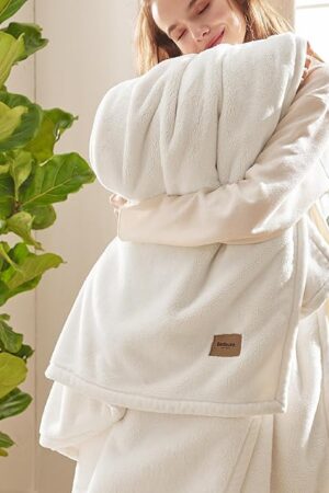 Bedsure Twin Blanket Fleece Twin XL Cream 66x90 Inch