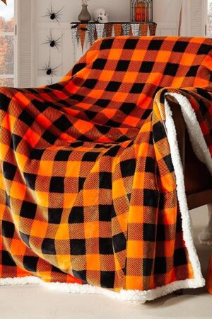 BEAUTEX Halloween Blanket, Sherpa Plaid Throw Blankets Fuzzy Fluffy Cozy Soft Throws, Fleece Flannel Plush Microfiber Blanket Halloween Fall Decor for Couch Bed Sofa(50" X 60", Orange)
