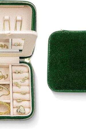 Benevolence LA Plush Velvet Jewelry Box | Travel Jewelry Case Organizer with Mirror | Featured in Oprah's Favorite Things | Best Gifts For Daughter, Girlfriend, Mom | Gifts For Her - Emerald
