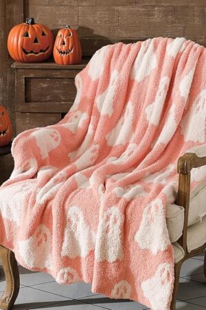 50 x 60'' Halloween Microfiber Throw Blanket Pink Ghost Blanket Soft, Cozy, Fluffy for Living Room, Sofa, Bed (Ghost, Peach Pink)