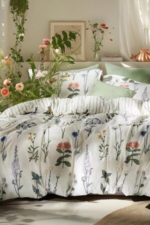 Bedsure Comforter Set Queen Size - Cute Floral Bedding Comforter Set, 3 Pieces, 1 Soft Reversible Coconut White Botanical Flowers Comforter and 2 Pillow Shams
