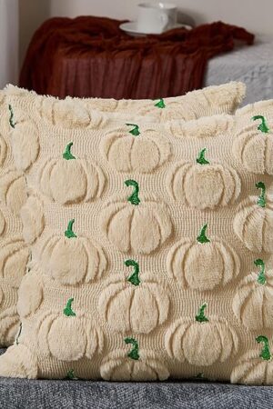 DFXSZ Fall Pillow Covers 18x18 Set of 2 Fall Decorations Autumn Beige Pumpkin Throw Pillow Cases Soft Plush Faux Fur Wool Couch Cushion Case for Chair Sofa Living Room Home Decor PTK042A18