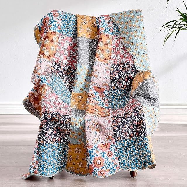Greenland Home Carlie Quilt Tapestry Throw Blanket