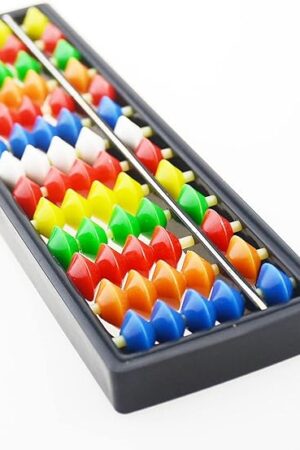 The Plastic Colorful Beads Abacus Soroban, 13 Column Chinese Abacus Japanese Soroban Calculator Kid's Counting Tool (Style 1)