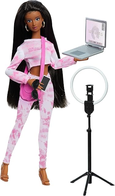The Naturalistas 11.5-inch Grace Fashion Doll and Accessories with 4B Textured Hair, Medium Brown Skin Tone, Deluxe Influencer Set