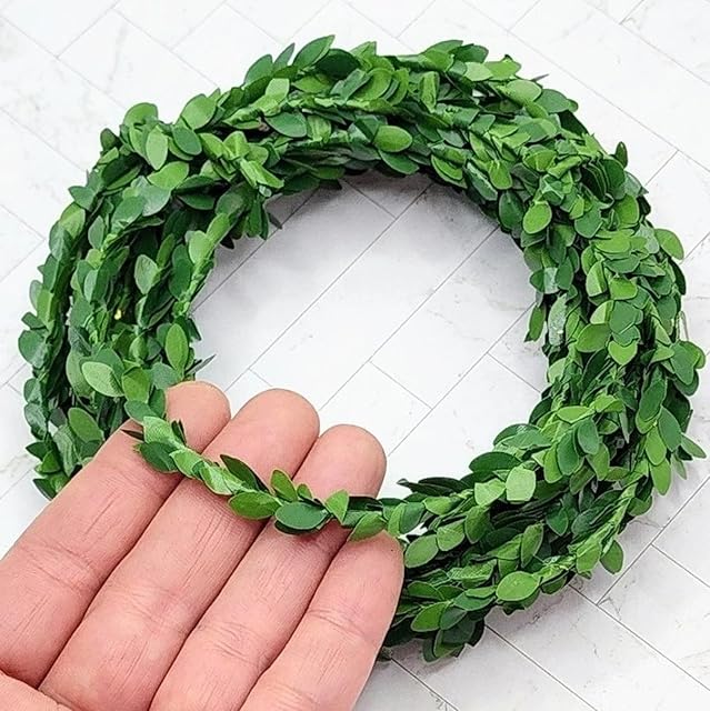 The Mini Leaf Garland, Dollhouse Miniature Ivy Leaf Vine Garland, Dollhouse Mini Wreath, Mini Christmas Garland, for Making 1:6 Scale Dollhouse Mini Wreath, Fairy Wedding Crowns, Decor (11 Foot)
