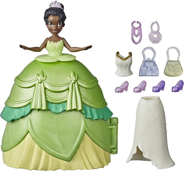 The Disney Princess Secret Styles Fashion Surprise Tiana, Mini Doll Playset with Extra Clothes and Accessories, Toy for Girls 4 and Up