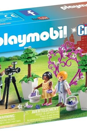 The PLAYMOBIL Children with Photographer Building Figure