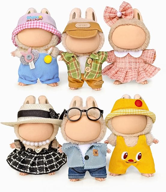 The 6 Clothes Sets for 17cm Collectible Dolls – Miniature Outfits with Accessories – Hat, Glasses & Necklace Details – Ages 15+ (No Doll)