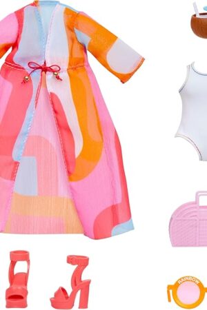 The Rainbow High Fashion Pack, Pool Theme Includes 1 Full Pool Outfit, Shoes, Jewelry and Play Accessories. Mix & Match to Create Tons of Fun. Kids Toy Gift Ages 4+